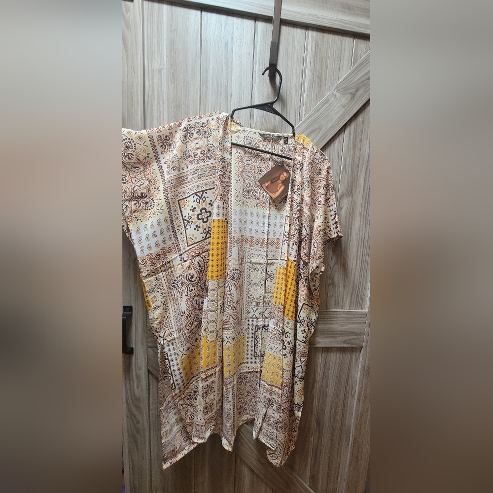 IMAN Paisley Kimono in Yellow and Brown